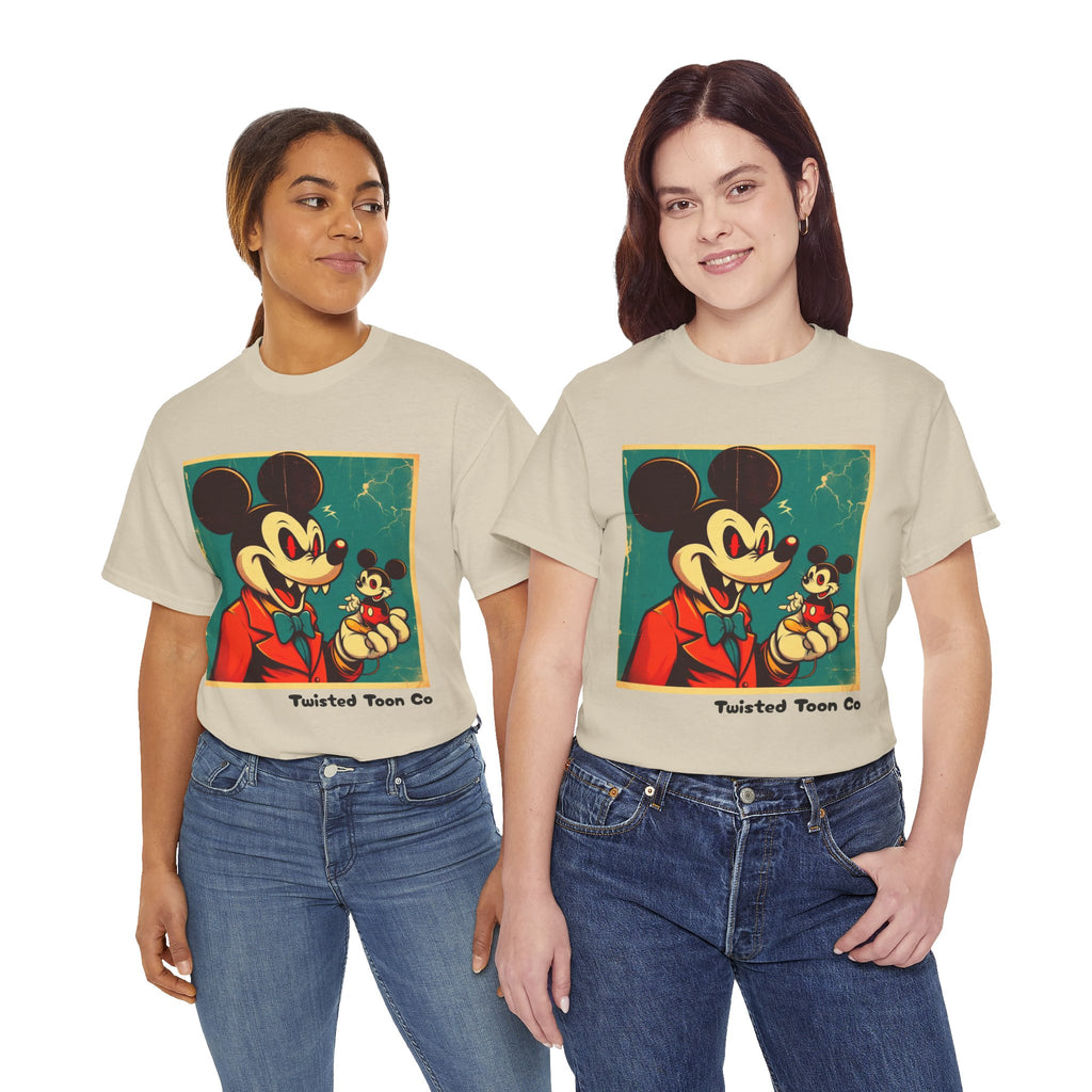 Vintage Cartoon Mouse Tee – Retro Illustration Graphic T-Shirt