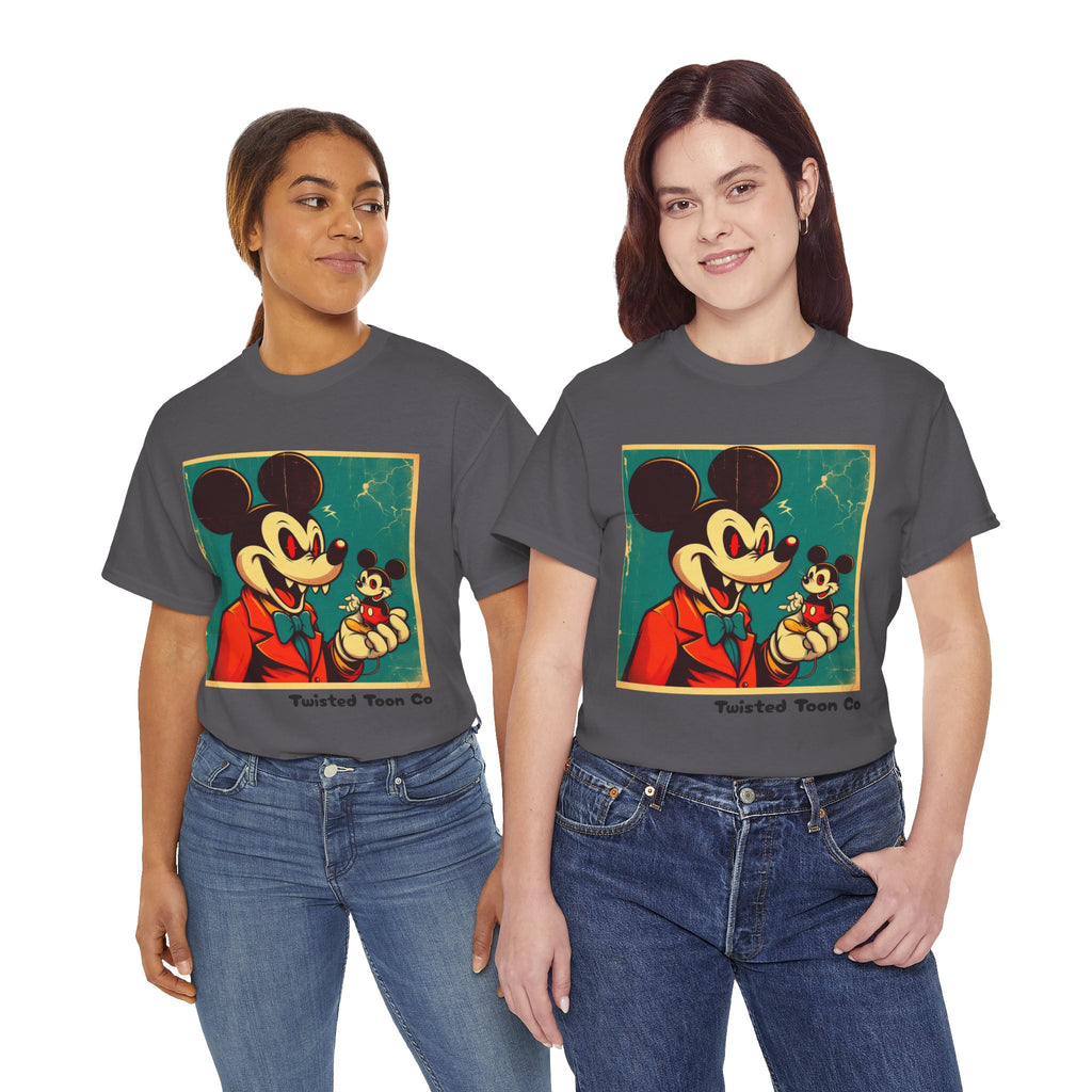 Vintage Cartoon Mouse Tee – Retro Illustration Graphic T-Shirt