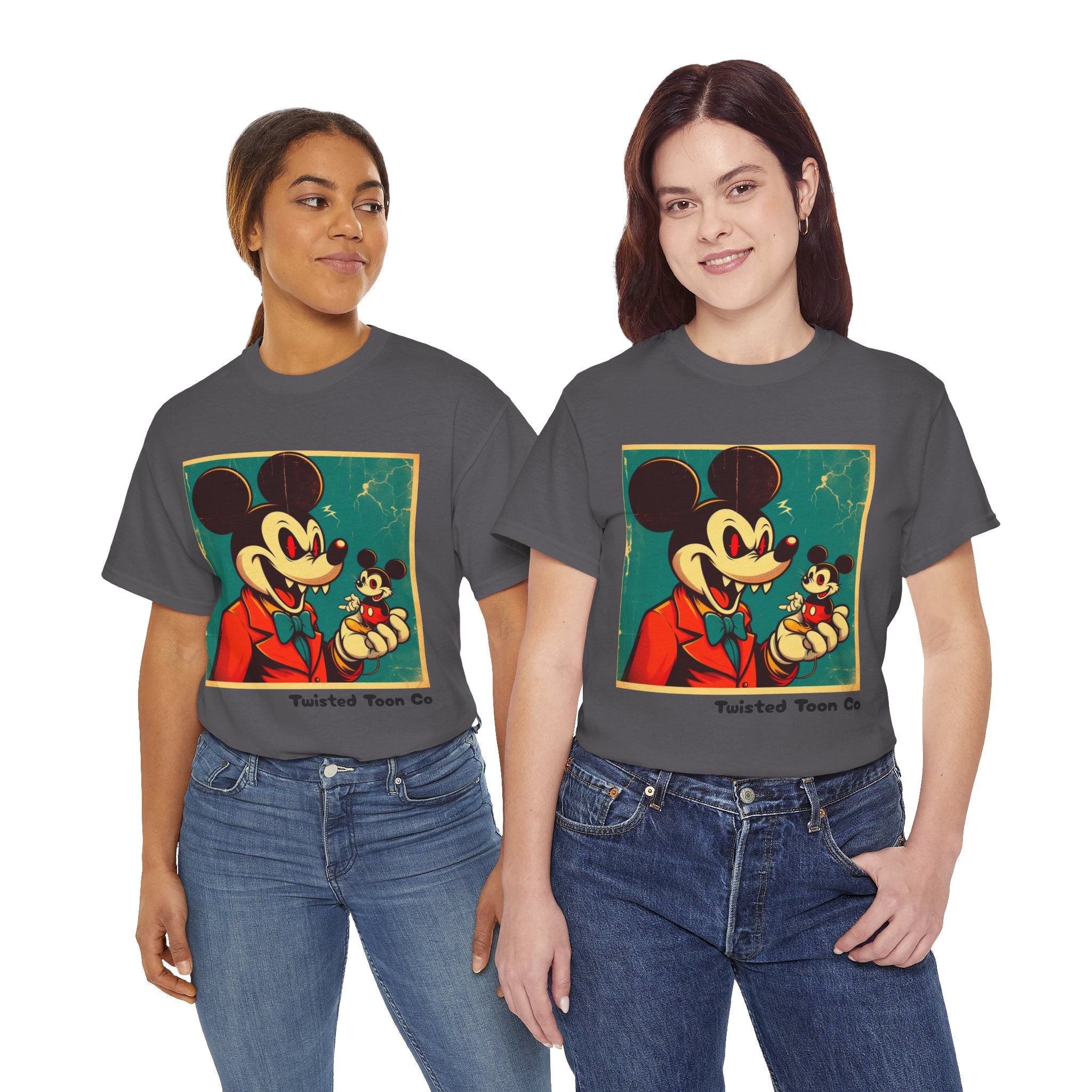 Vintage Cartoon Mouse Tee – Retro Illustration Graphic T-Shirt