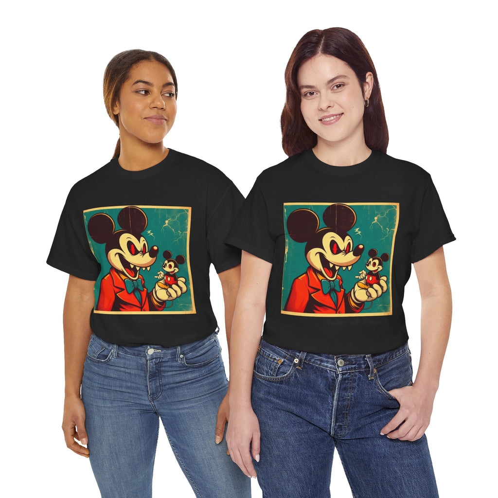 Vintage Cartoon Mouse Tee – Retro Illustration Graphic T-Shirt