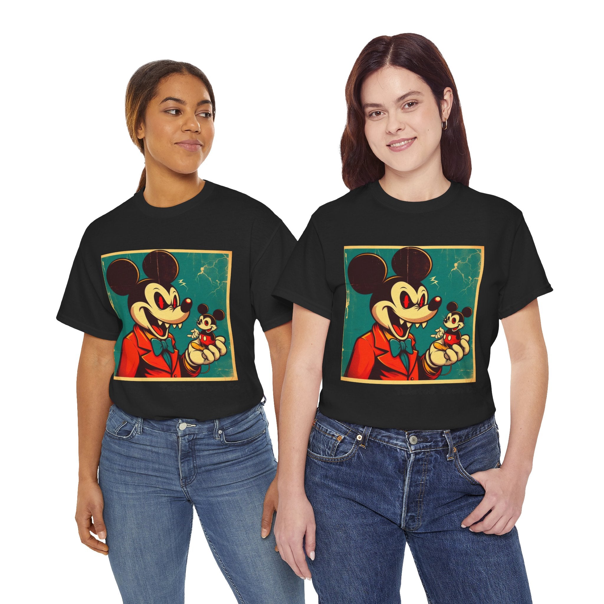 Vintage Cartoon Mouse Tee – Retro Illustration Graphic T-Shirt