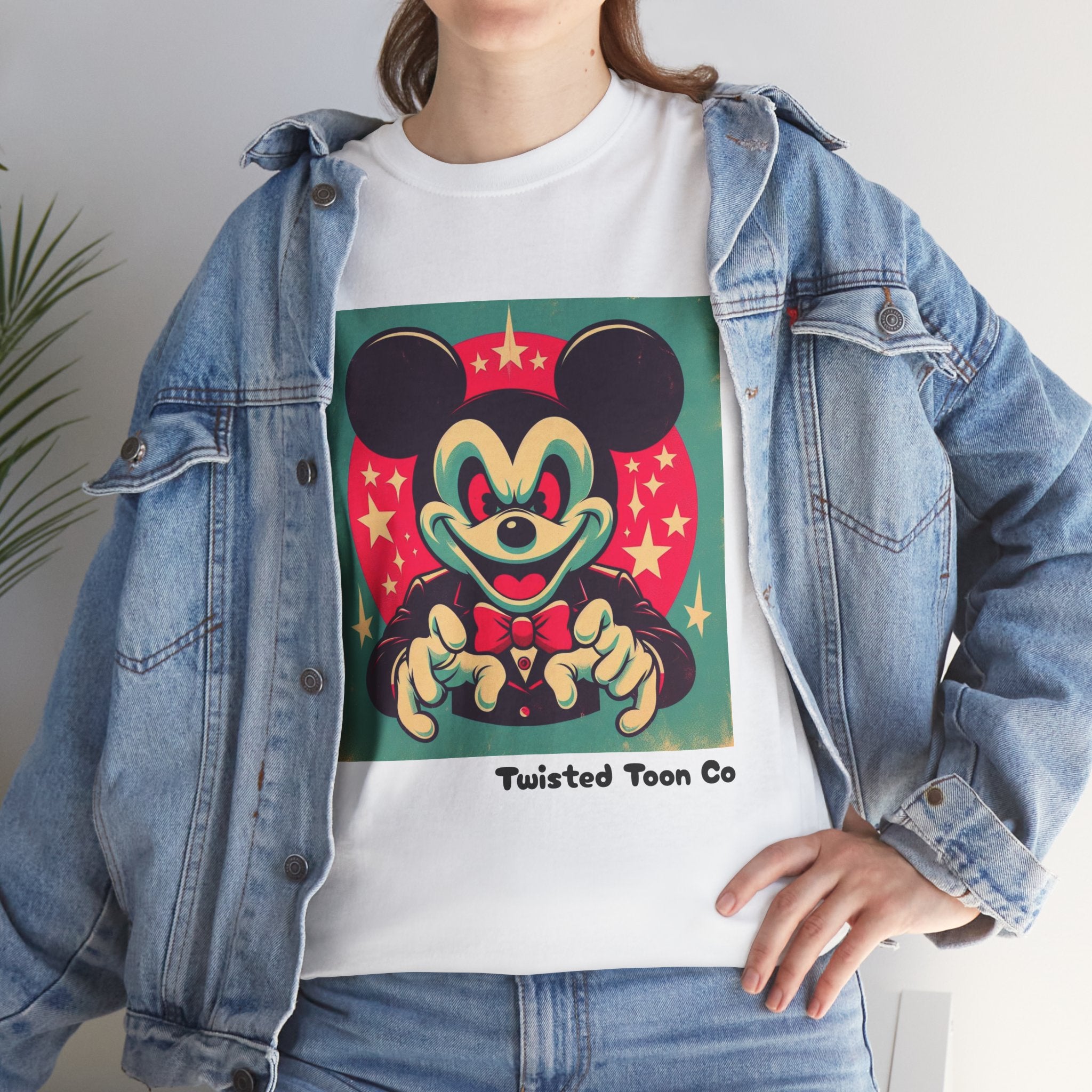 Vintage Cartoon Mouse Graphic Tee — Retro Pop Art T-Shirt