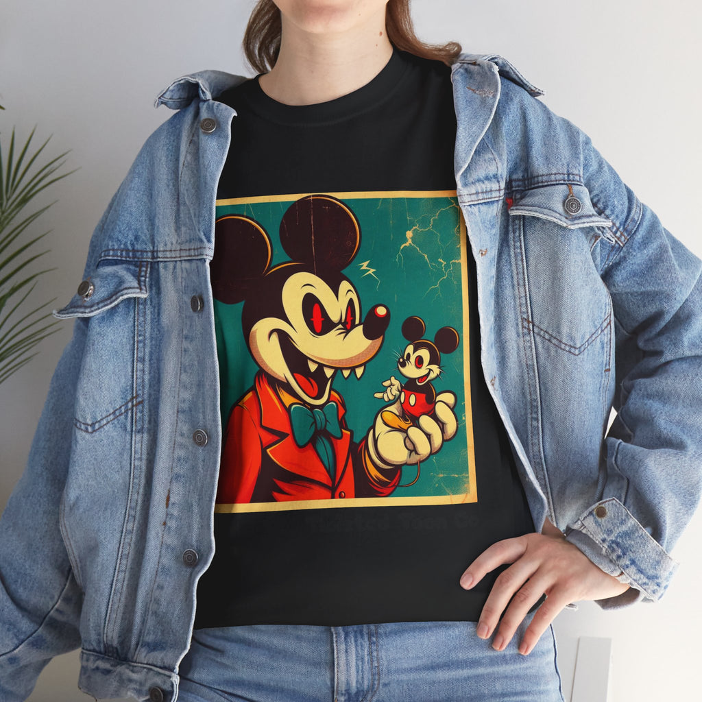 Vintage Cartoon Mouse Tee – Retro Illustration Graphic T-Shirt